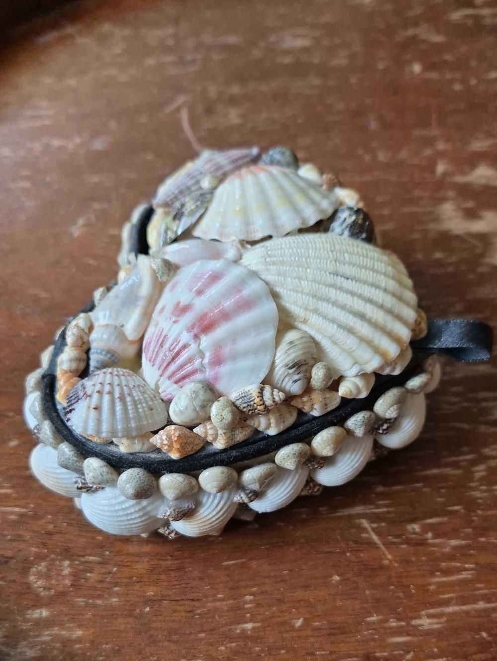 Handmade Shell Heart Trinket Box - Natural Shells - Picture 3 of 3